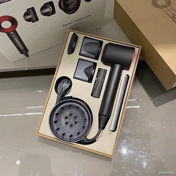 Dyson Supersonic Hair Dryer Gift Set