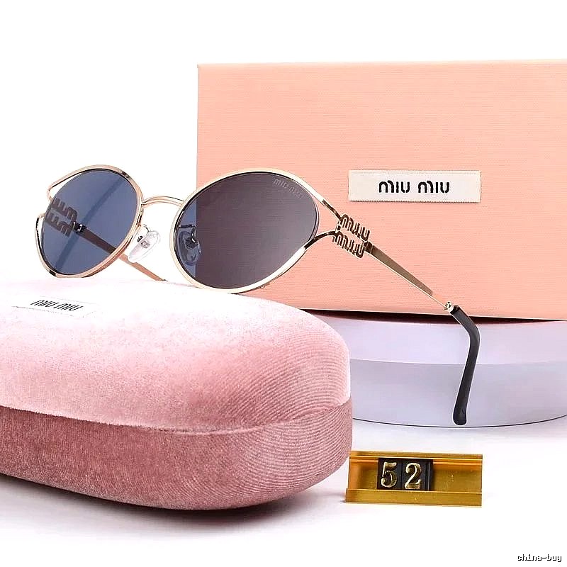 Miu Miu Logo Detail Oversized sunglasses Black Oval Sunglasses with Relaxed Feel