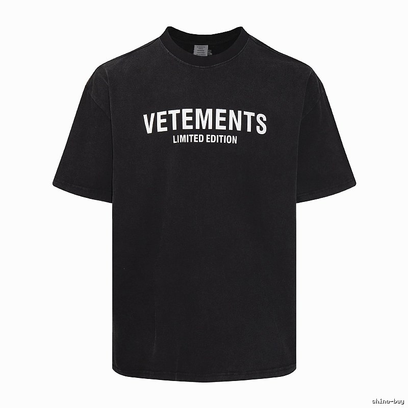 Monogram Statement graphic T-shirt Black Colorful Lucky for Layered Styling