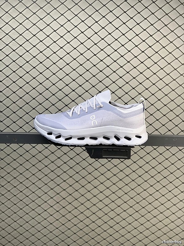 On Cloud Runners in Lilac with Streamlined Toe